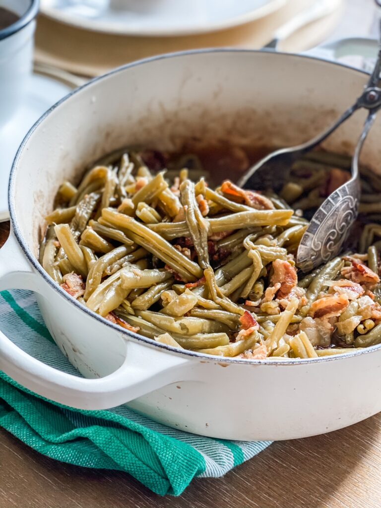 MY MOM’S FAVORITE GREEN BEANS